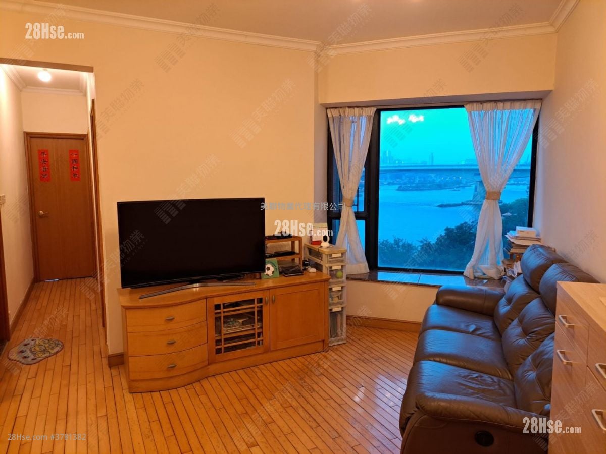 Villa Esplanada Sell 3 Bedrooms , 2 Bathrooms 691 ft²