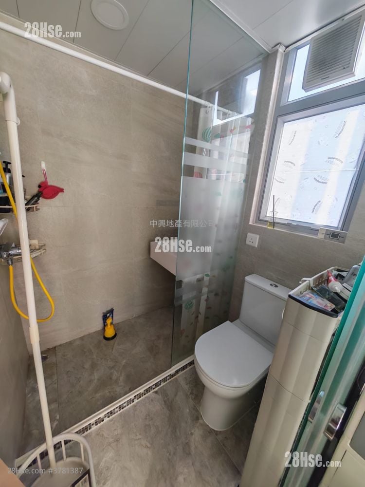 Ava62 Sell Studio , 1 Bathroom 200 ft²