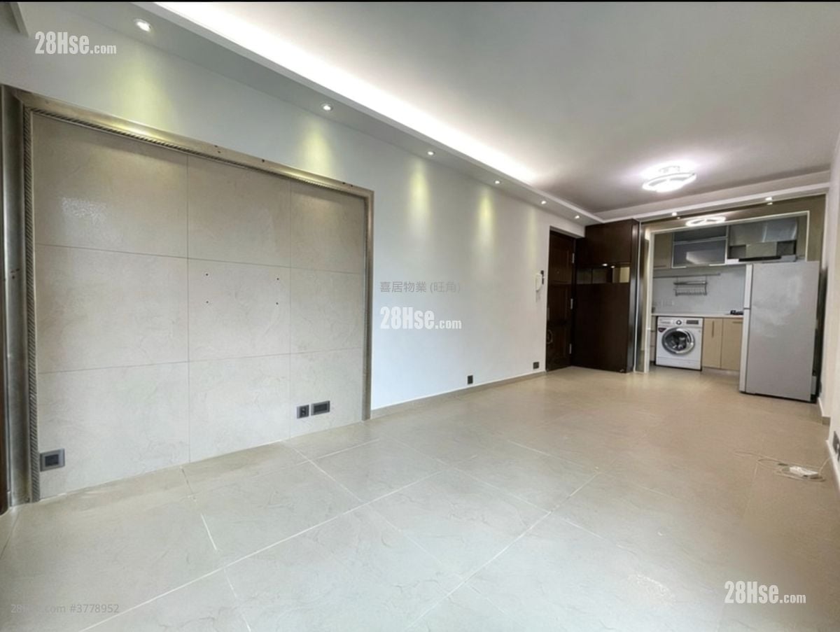 Triumph Terrace Sell 2 Bedrooms , 1 Bathroom 482 ft²