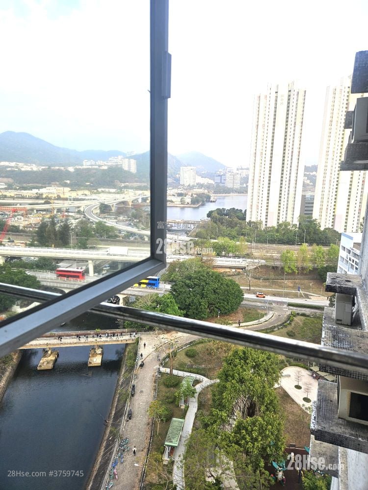 富安花园 售盘 2 房 , 1 浴室 597 平方尺