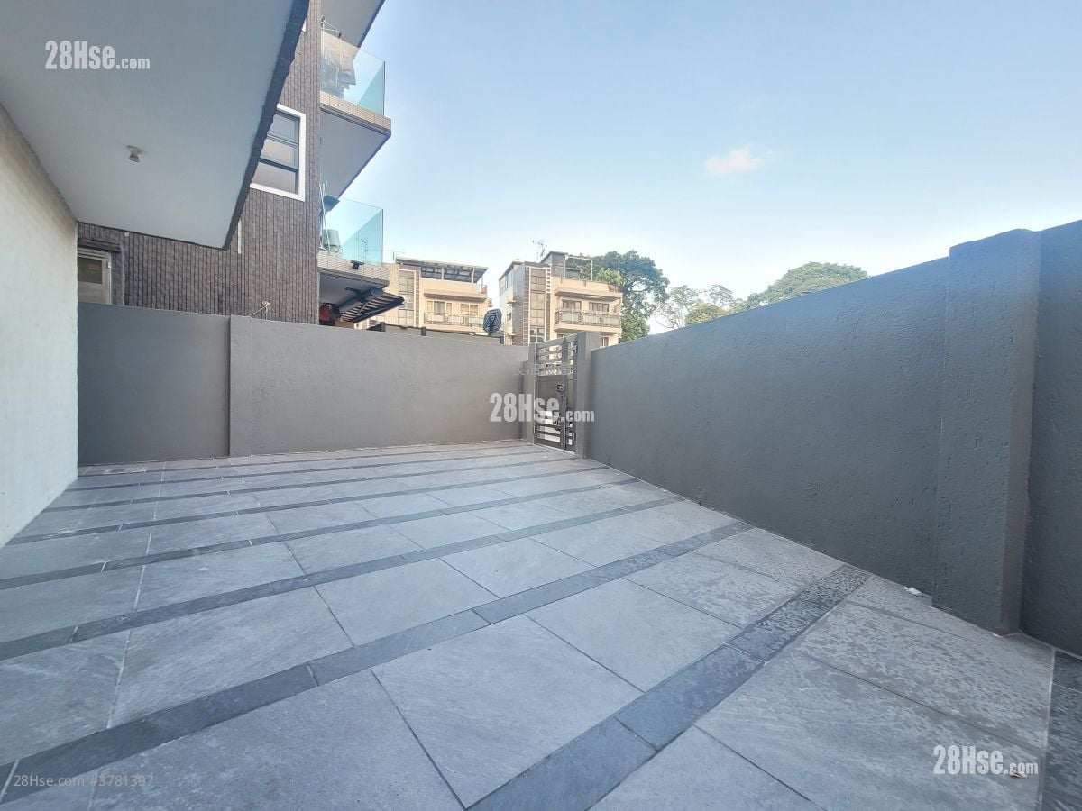 Village Sell 3 Bedrooms , 2 Bathrooms 1,300 ft²