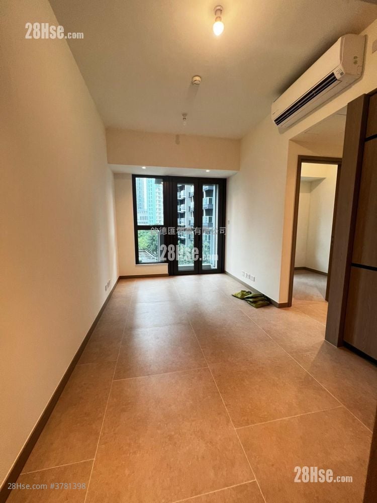 Wetland Seasons Bay Sell 2 Bedrooms , 1 Bathroom 427 ft²