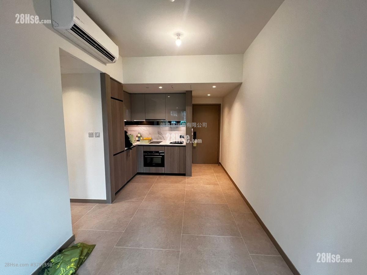 Wetland Seasons Bay Sell 2 Bedrooms , 1 Bathroom 427 ft²