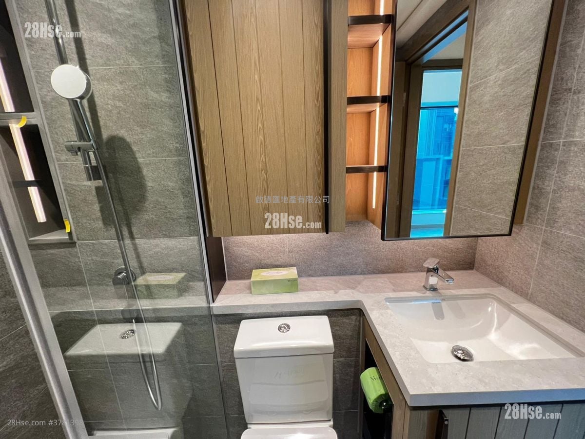 Wetland Seasons Bay Sell 2 Bedrooms , 1 Bathroom 427 ft²