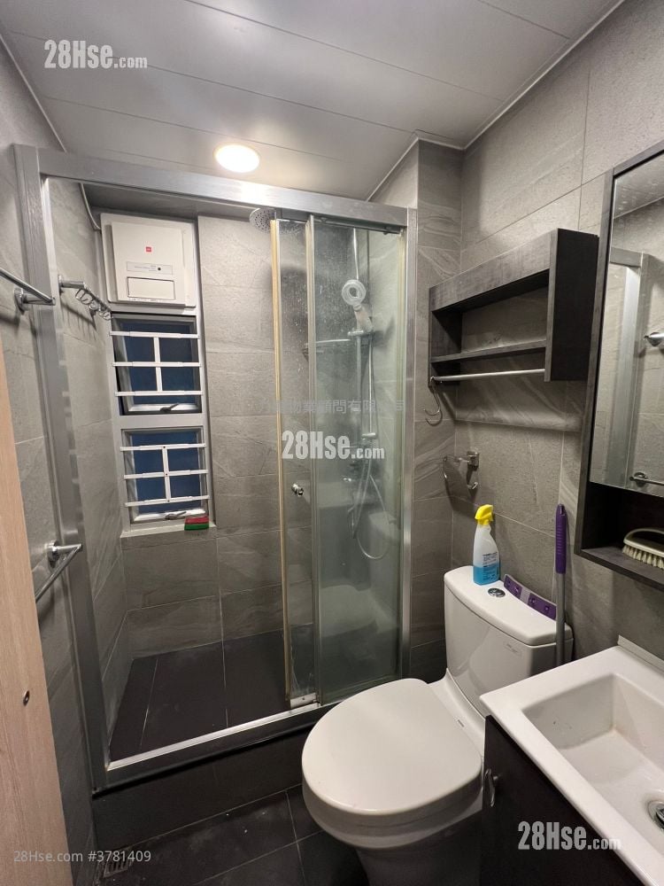 创业中心 售盘 2 房 , 1 浴室 376 平方尺