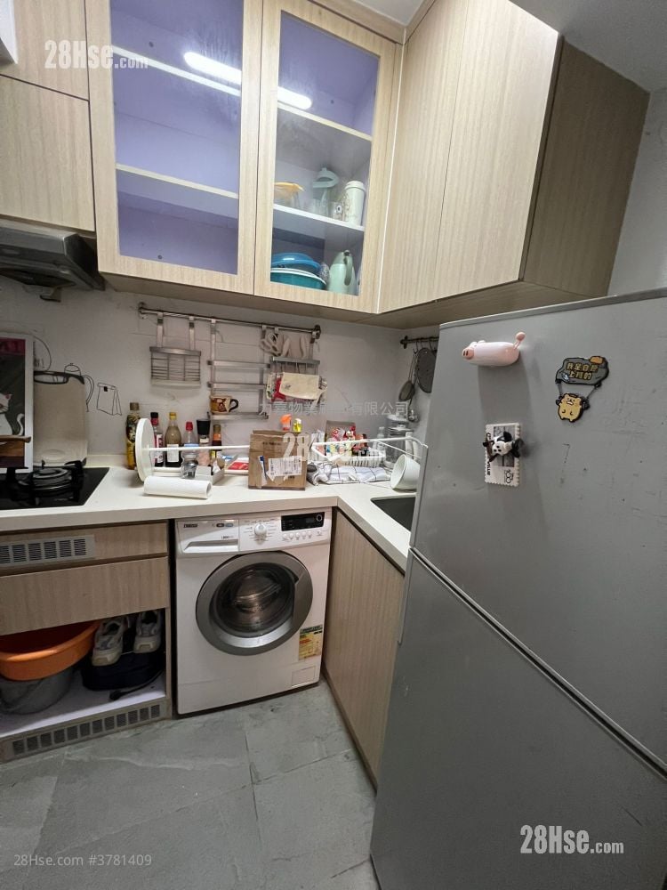 创业中心 售盘 2 房 , 1 浴室 376 平方尺