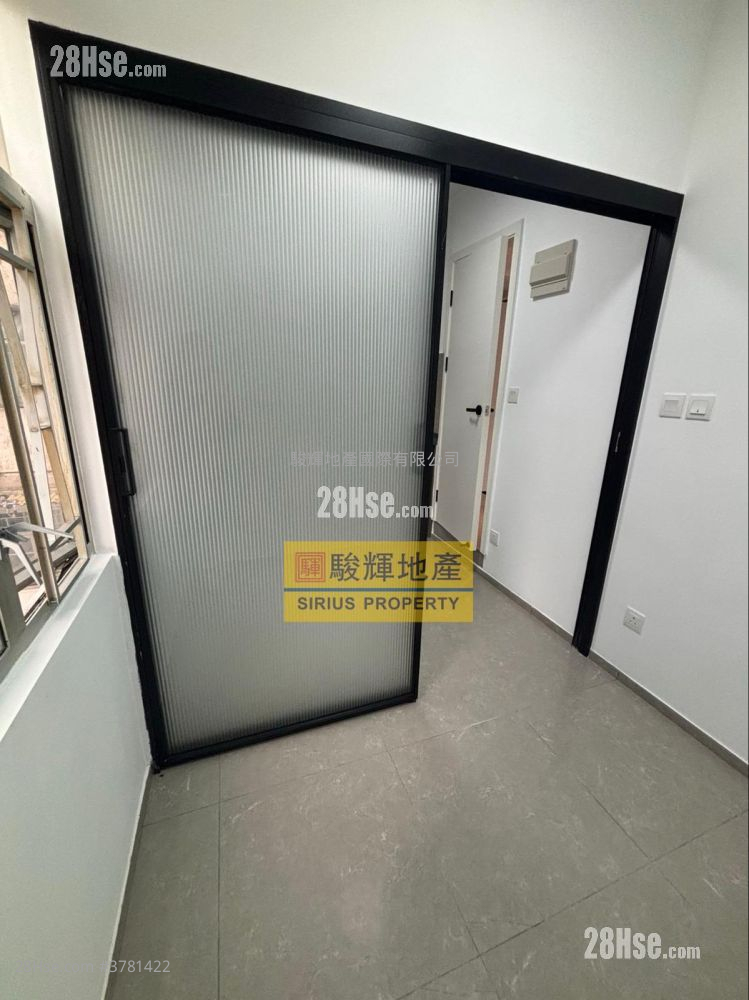 Pollock Building Rental 1 Bedroom , 1 Bathroom 180 ft²