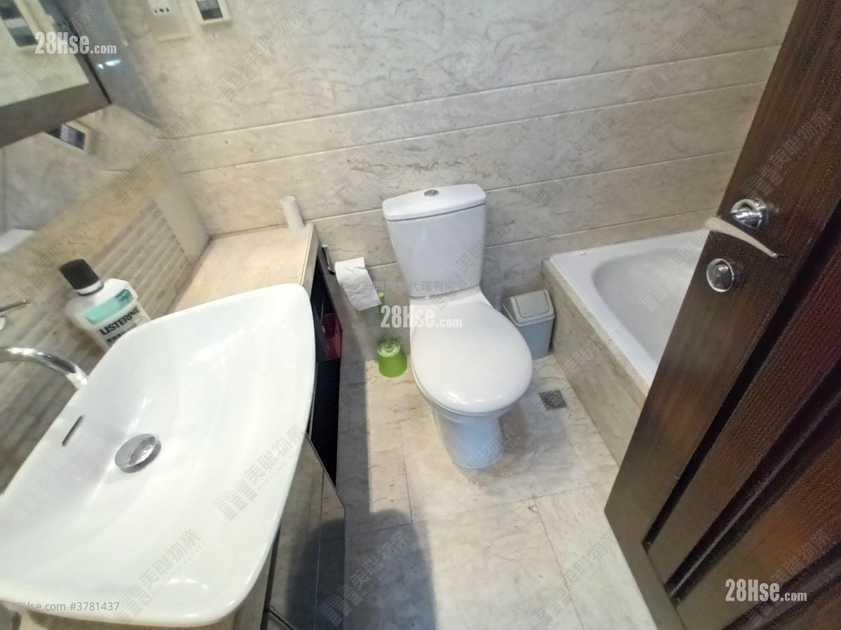 Meridian Hill Rental 4 Bedrooms , 3 Bathrooms 1,603 ft²