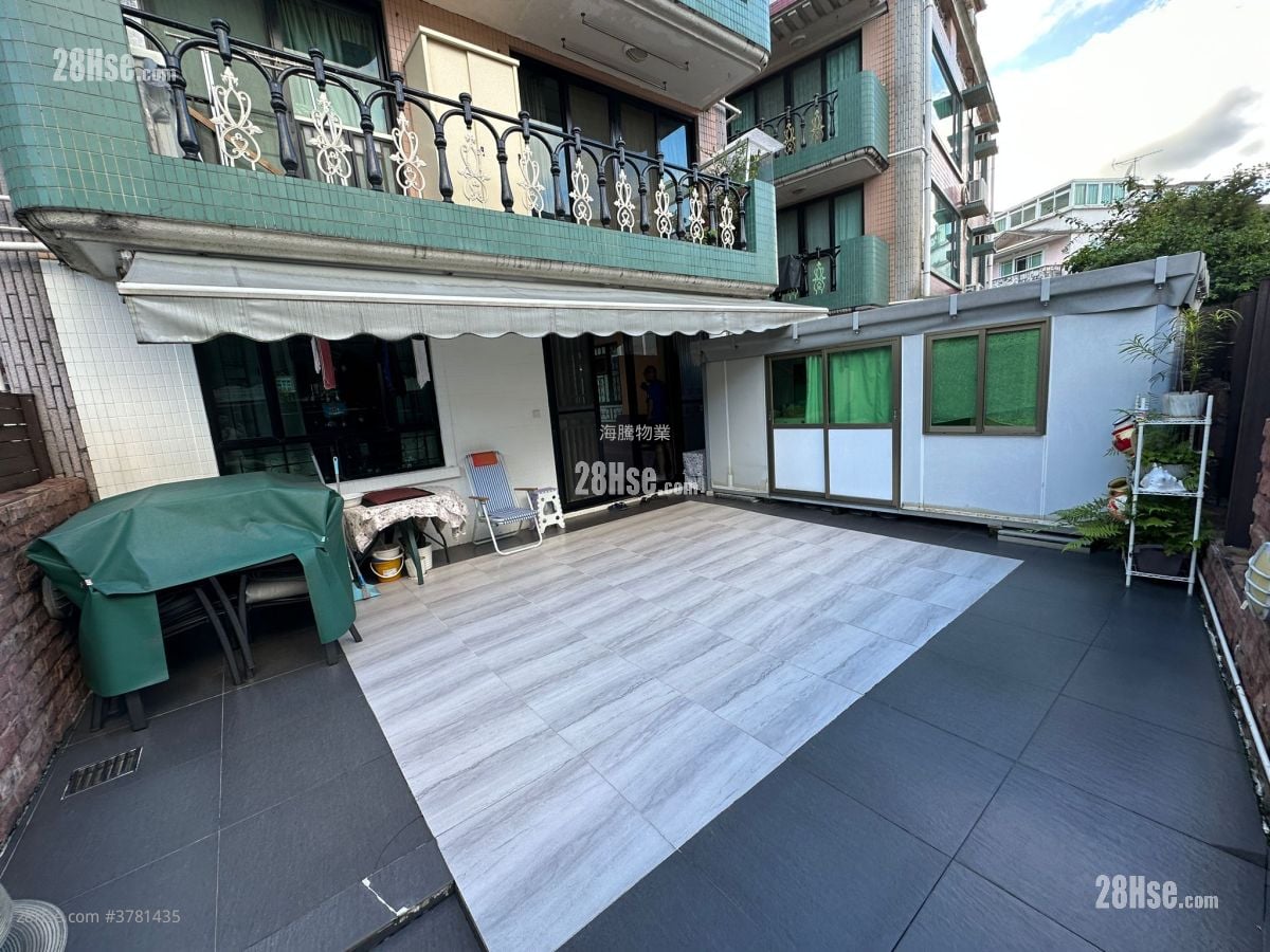 村屋 售盘 2 房 , 1 浴室 700 平方尺