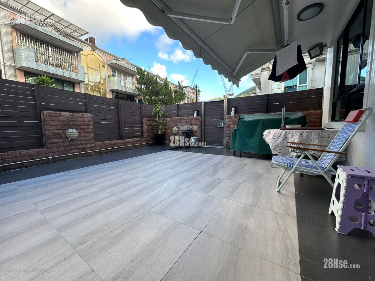 村屋 售盘 2 房 , 1 浴室 700 平方尺