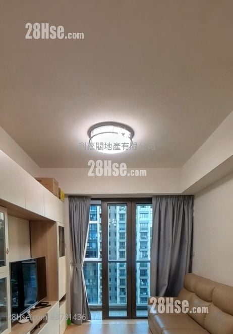 One Homantin Sell 3 Bedrooms 702 ft²