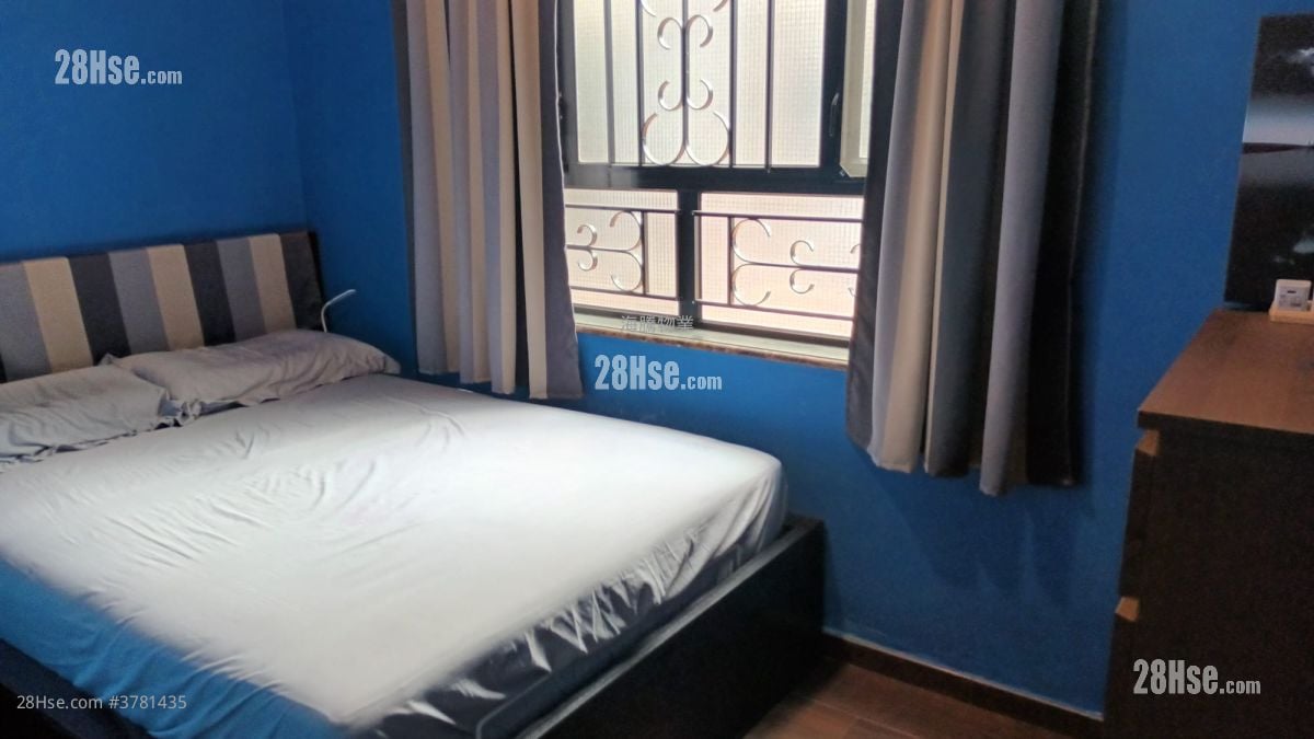 村屋 售盘 2 房 , 1 浴室 700 平方尺