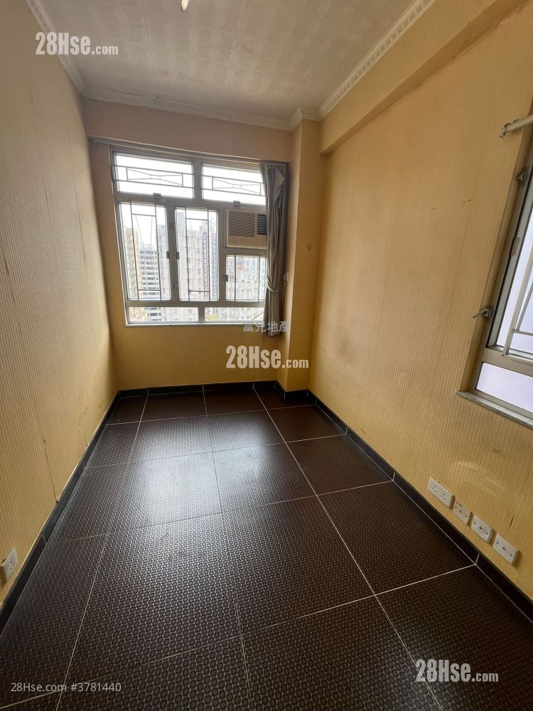 Tai Hang Building Sell 2 Bedrooms 380 ft²