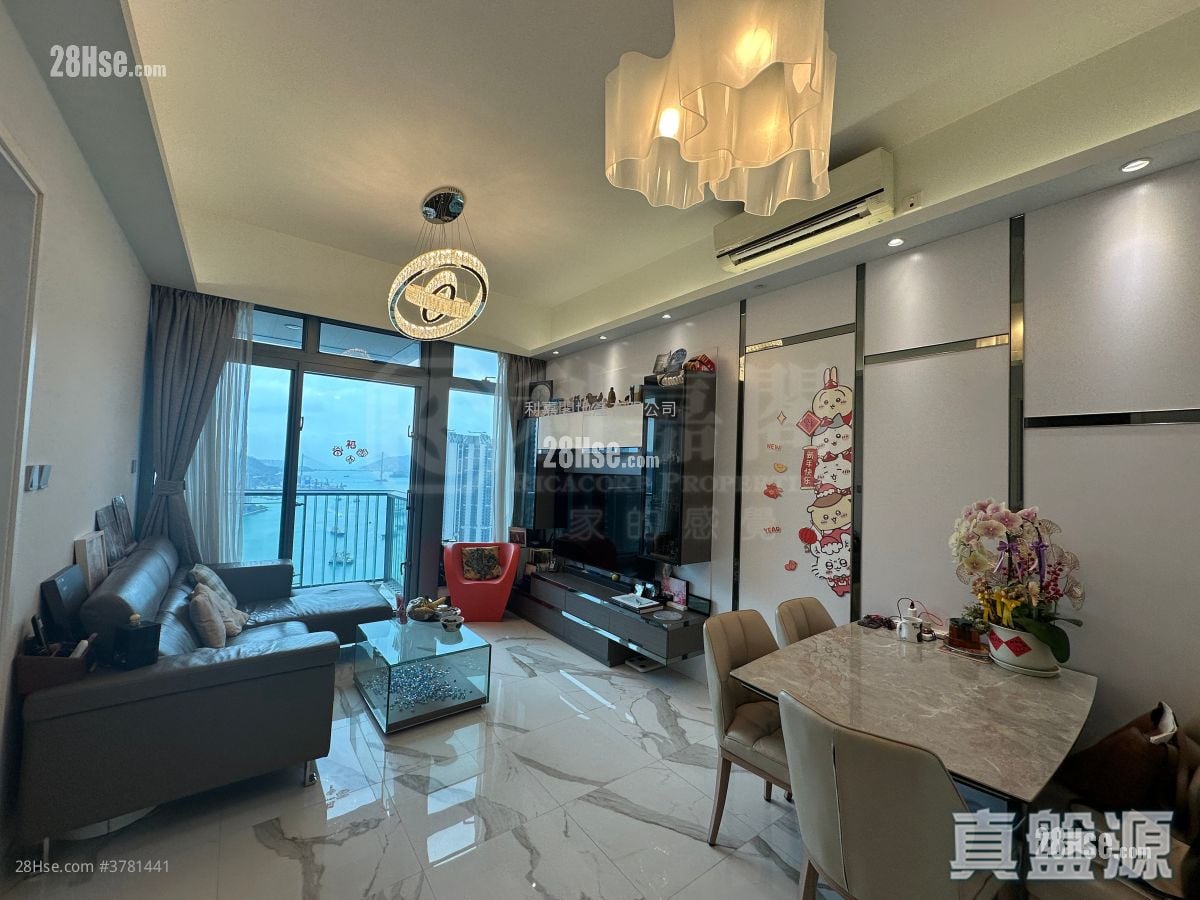 御凯 售盘 3 房 , 2 浴室 728 平方尺