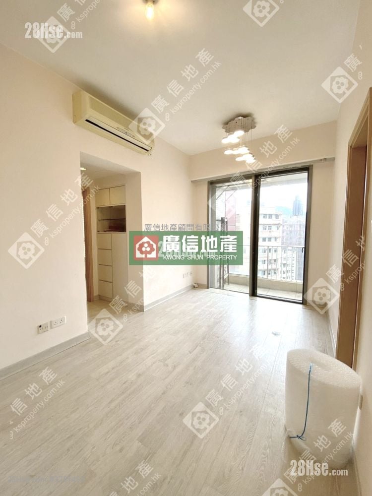 Bedford 28 Sell 2 Bedrooms , 1 Bathroom 421 ft²