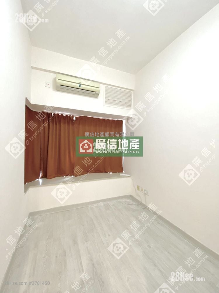 Bedford 28 Sell 2 Bedrooms , 1 Bathroom 421 ft²