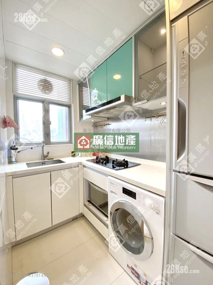 Bedford 28 Sell 2 Bedrooms , 1 Bathroom 421 ft²