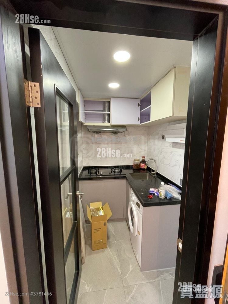 Serenade Cove Sell 2 Bedrooms 420 ft²