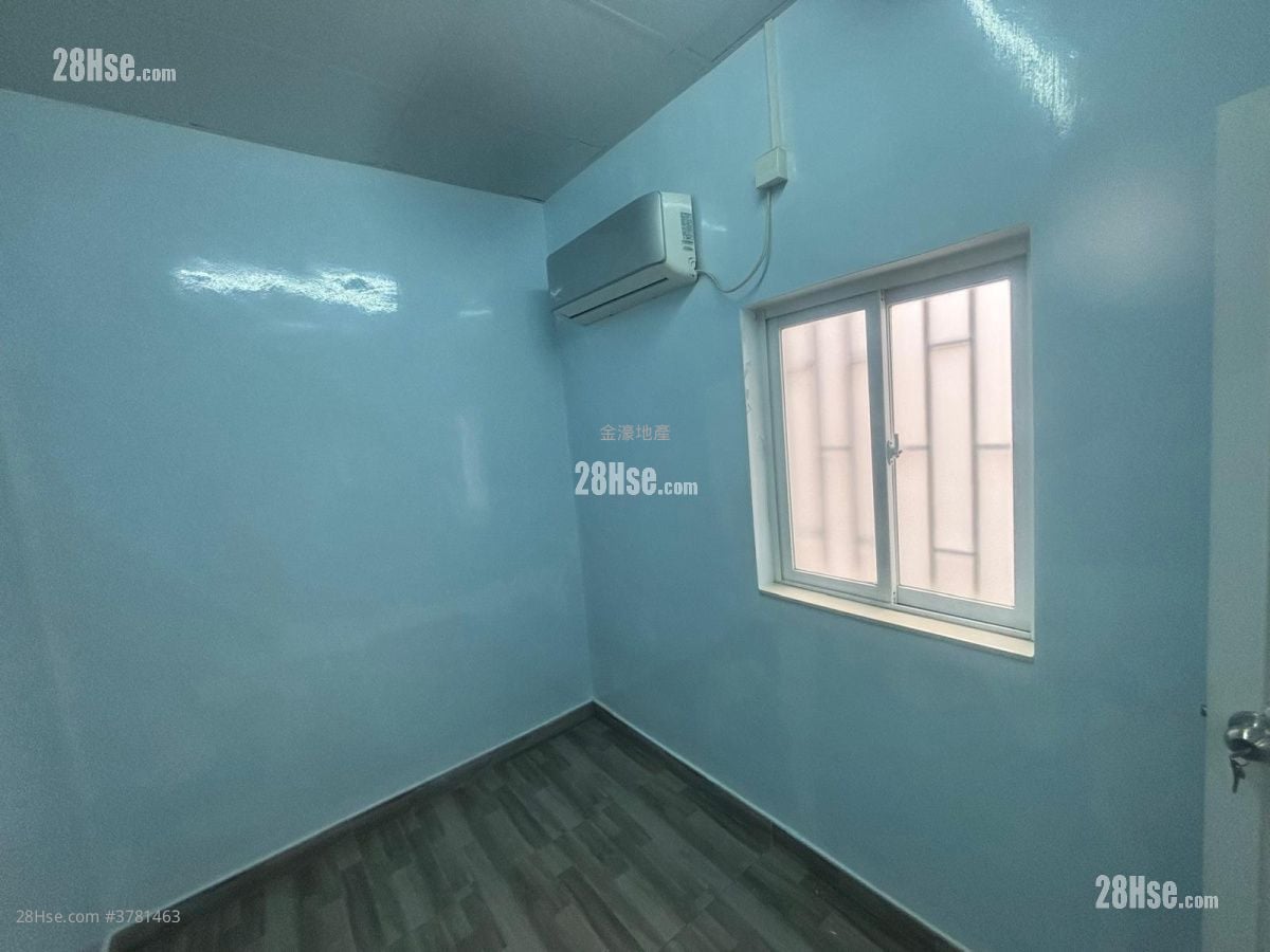 村屋 租盘 2 房 , 1 浴室 400 平方尺