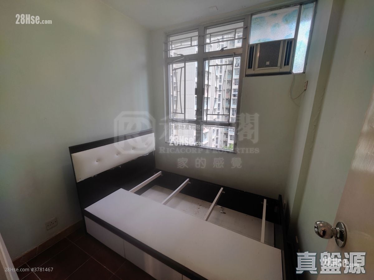 Tin Chung Court Rental 2 Bedrooms , 1 Bathroom 433 ft²