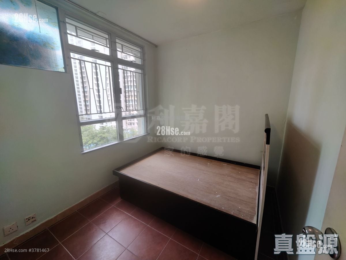 Tin Chung Court Rental 2 Bedrooms , 1 Bathroom 433 ft²