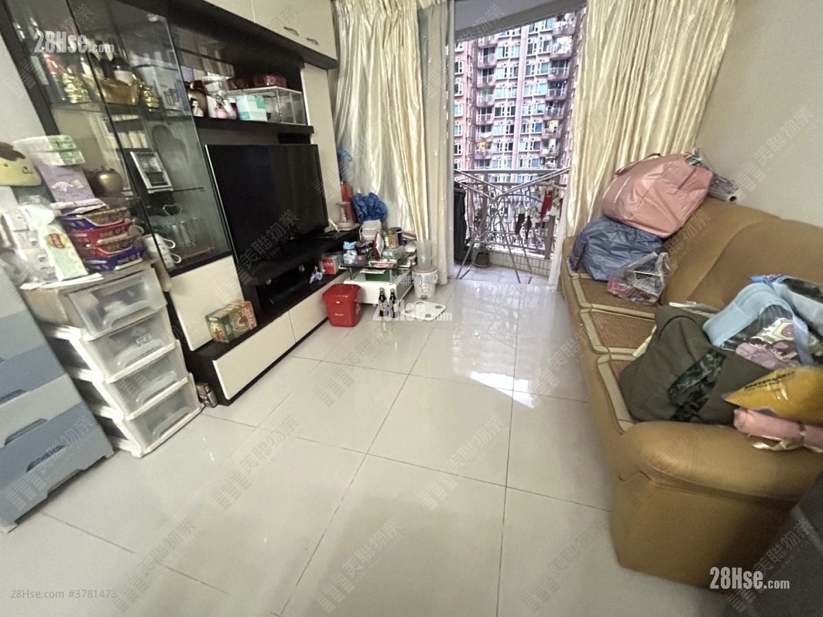 Central Park Towers Sell 3 Bedrooms , 2 Bathrooms 667 ft²