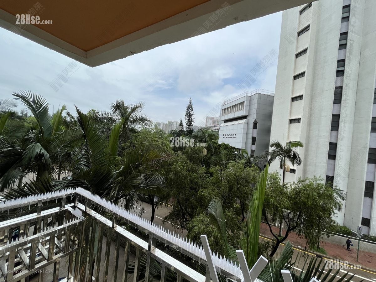 美孚新邨 售盘 3 房 , 2 浴室 704 平方尺