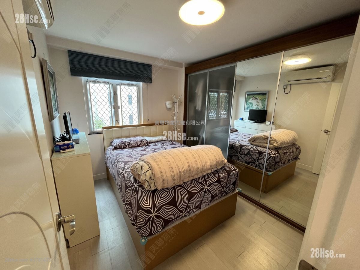 美孚新邨 售盘 3 房 , 2 浴室 704 平方尺