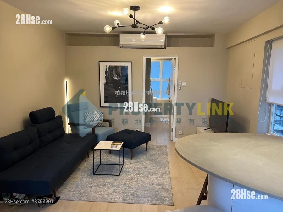 Ying Fai Court Sell 1 Bedroom , 1 Bathroom 465 ft²