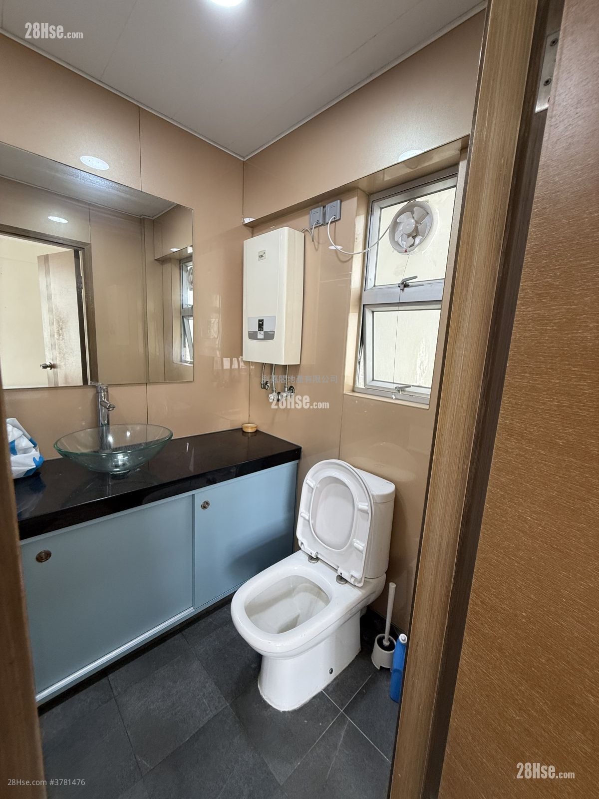 Belvedere Garden Rental 3 Bedrooms , 2 Bathrooms 668 ft²