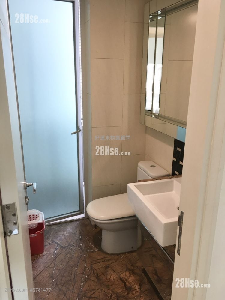 Festival City Sell 4 Bedrooms , 2 Bathrooms 958 ft²