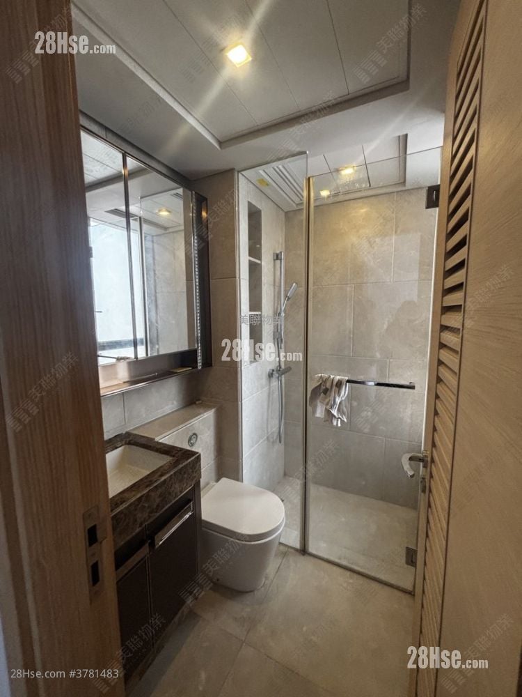 奥城西岸 售盘 1 房 262 平方尺