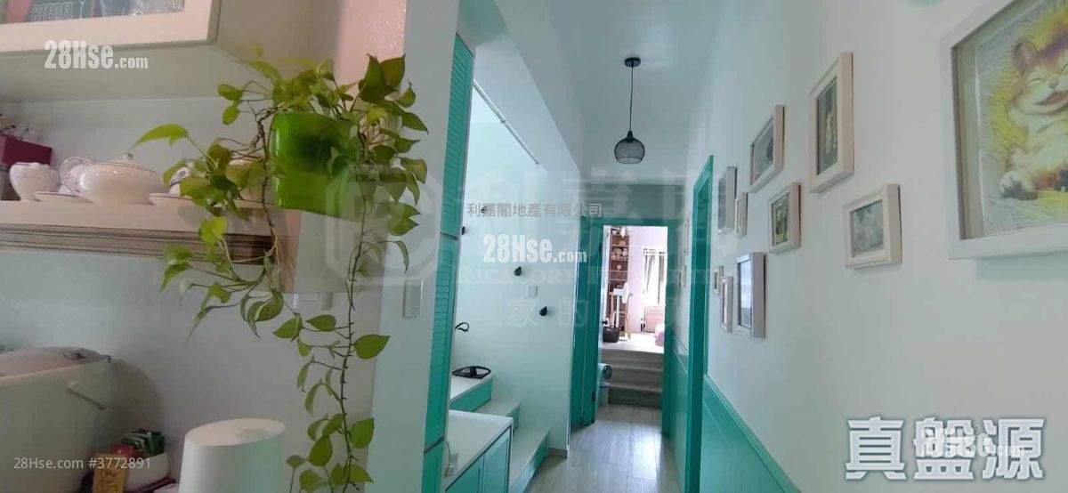 The Belcher's Sell 3 Bedrooms , 2 Bathrooms 889 ft²