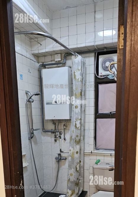 东盛大厦 售盘 2 房 318 平方尺