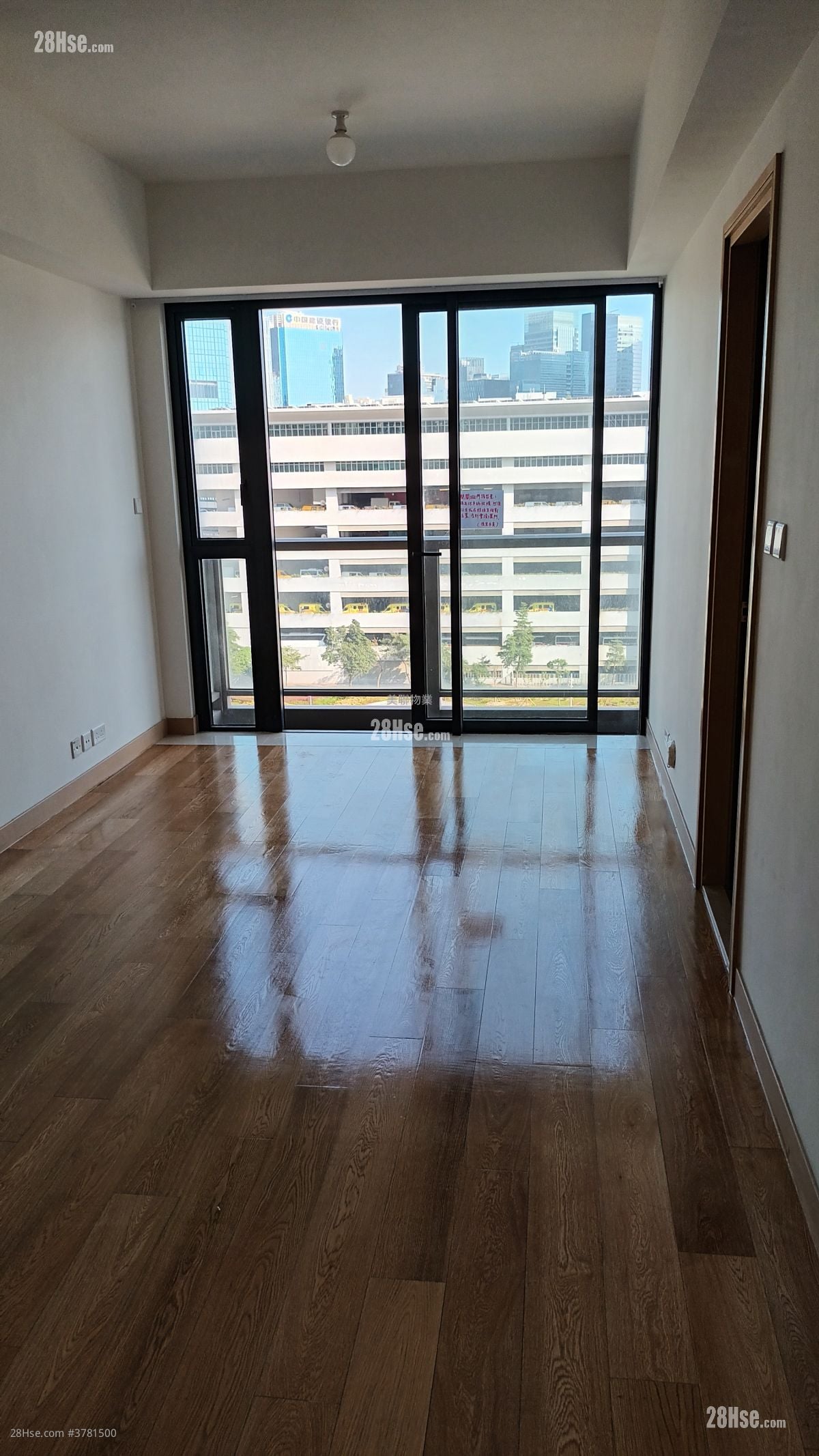 K.city Rental 3 Bedrooms , 2 Bathrooms 797 ft²