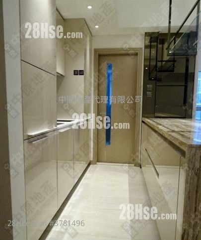 Cullinan West Sell 4 Bedrooms , 3 Bathrooms 1,342 ft²