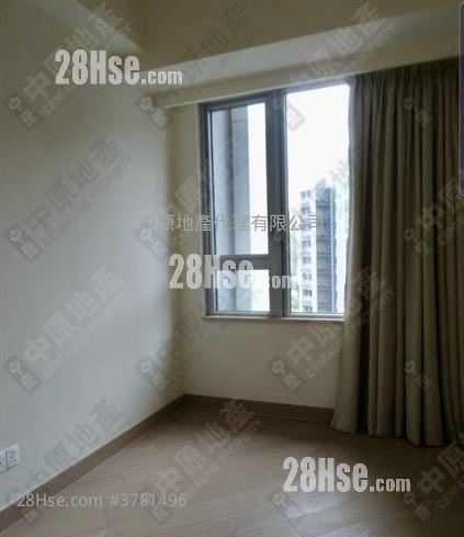 Cullinan West Sell 4 Bedrooms , 3 Bathrooms 1,342 ft²