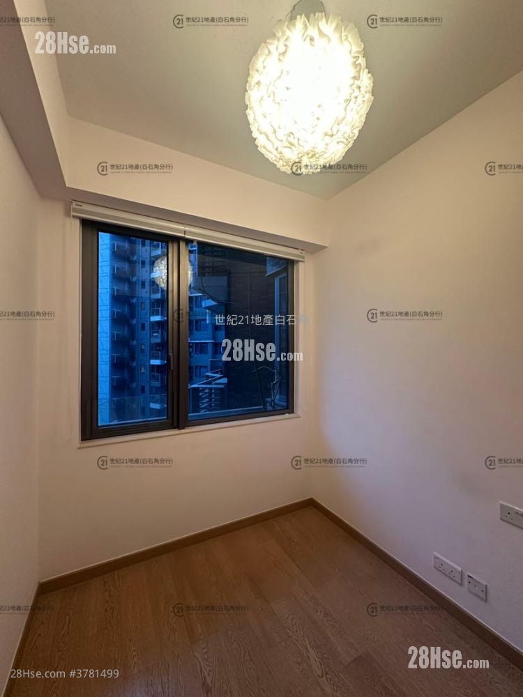 Solaria Rental 3 Bedrooms , 2 Bathrooms 833 ft²