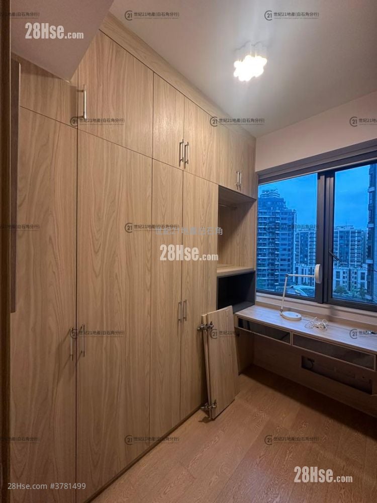 Solaria Rental 3 Bedrooms , 2 Bathrooms 833 ft²