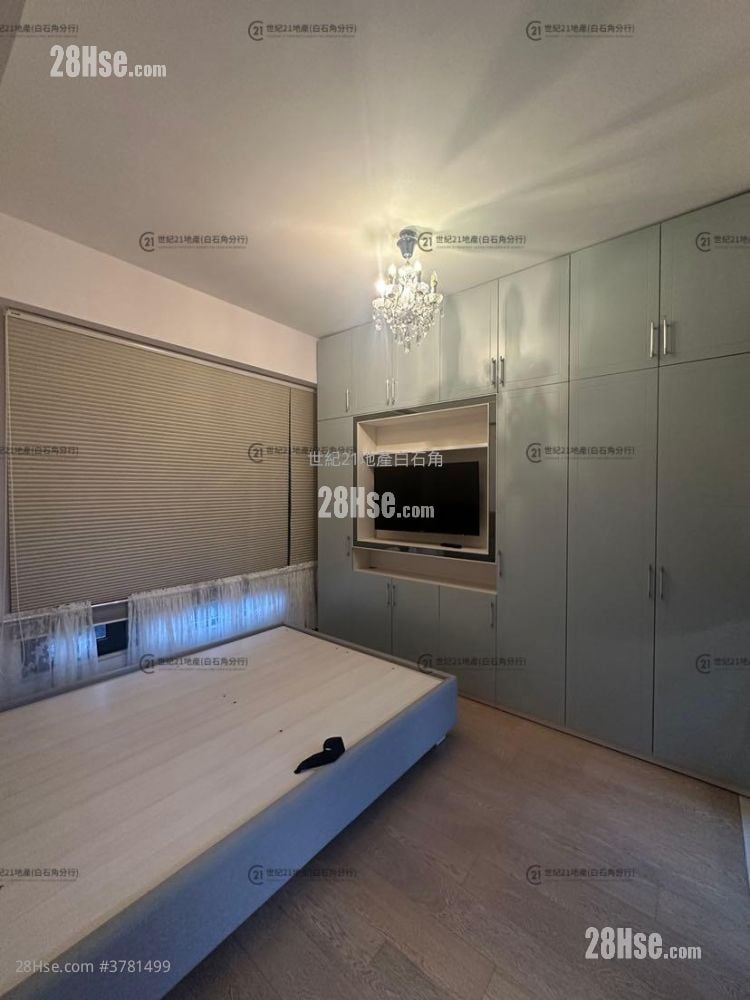 Solaria Rental 3 Bedrooms , 2 Bathrooms 833 ft²