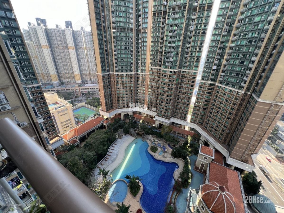 Banyan Garden Sell 3 Bedrooms , 2 Bathrooms 735 ft²