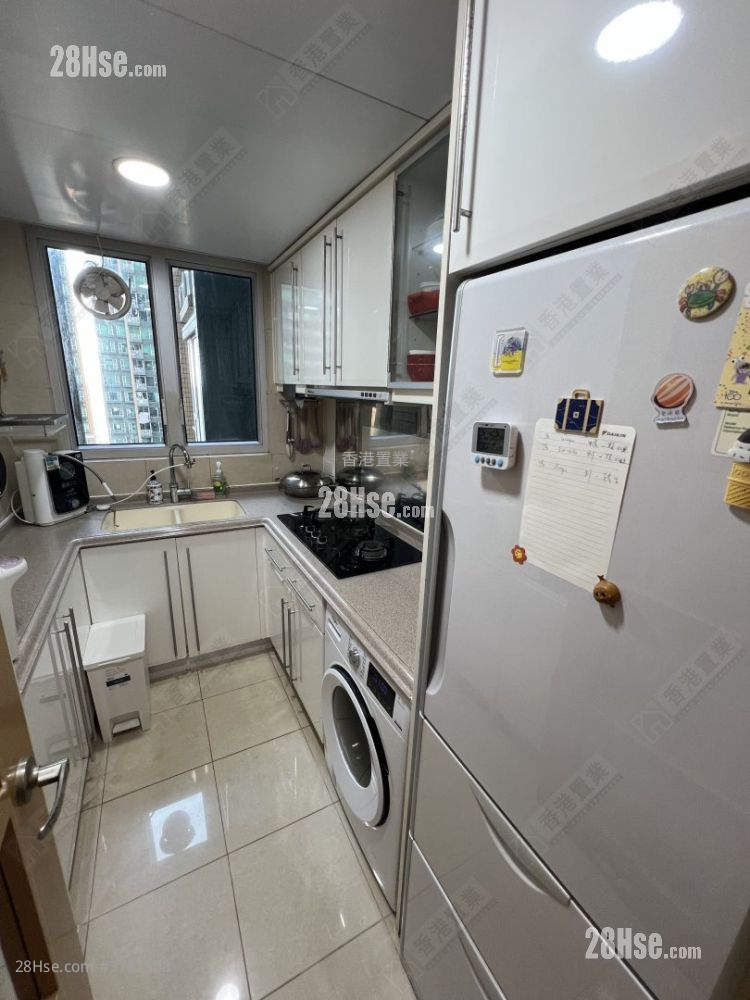 Banyan Garden Sell 3 Bedrooms , 2 Bathrooms 735 ft²