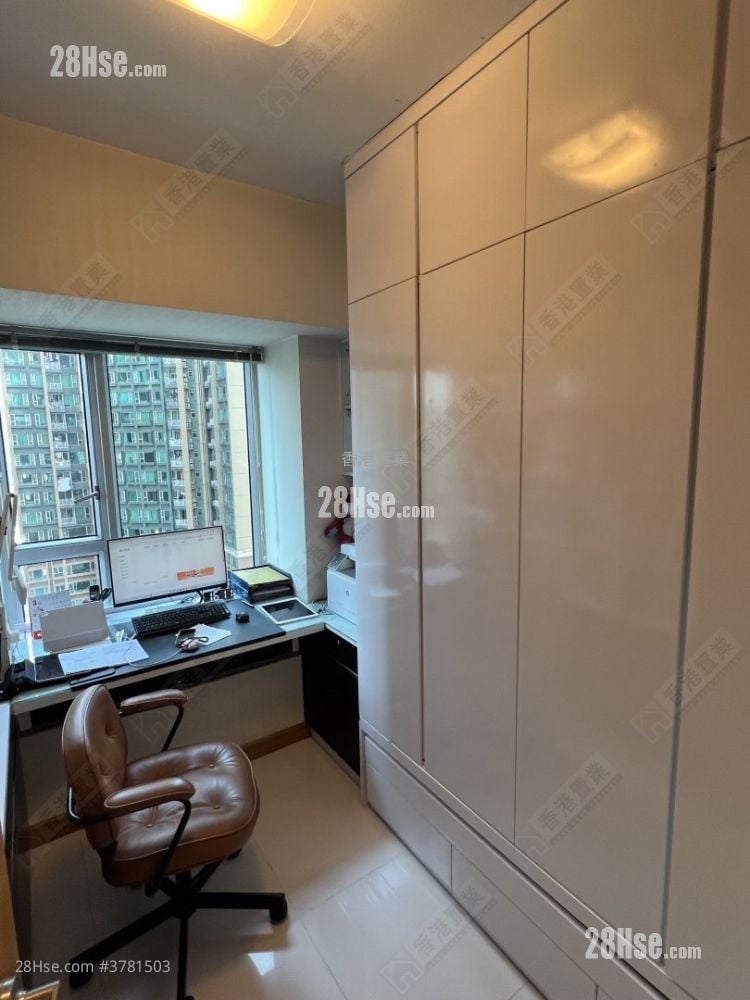 Banyan Garden Sell 3 Bedrooms , 2 Bathrooms 735 ft²