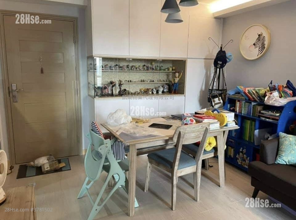 冠熹苑 售盘 2 房 429 平方尺