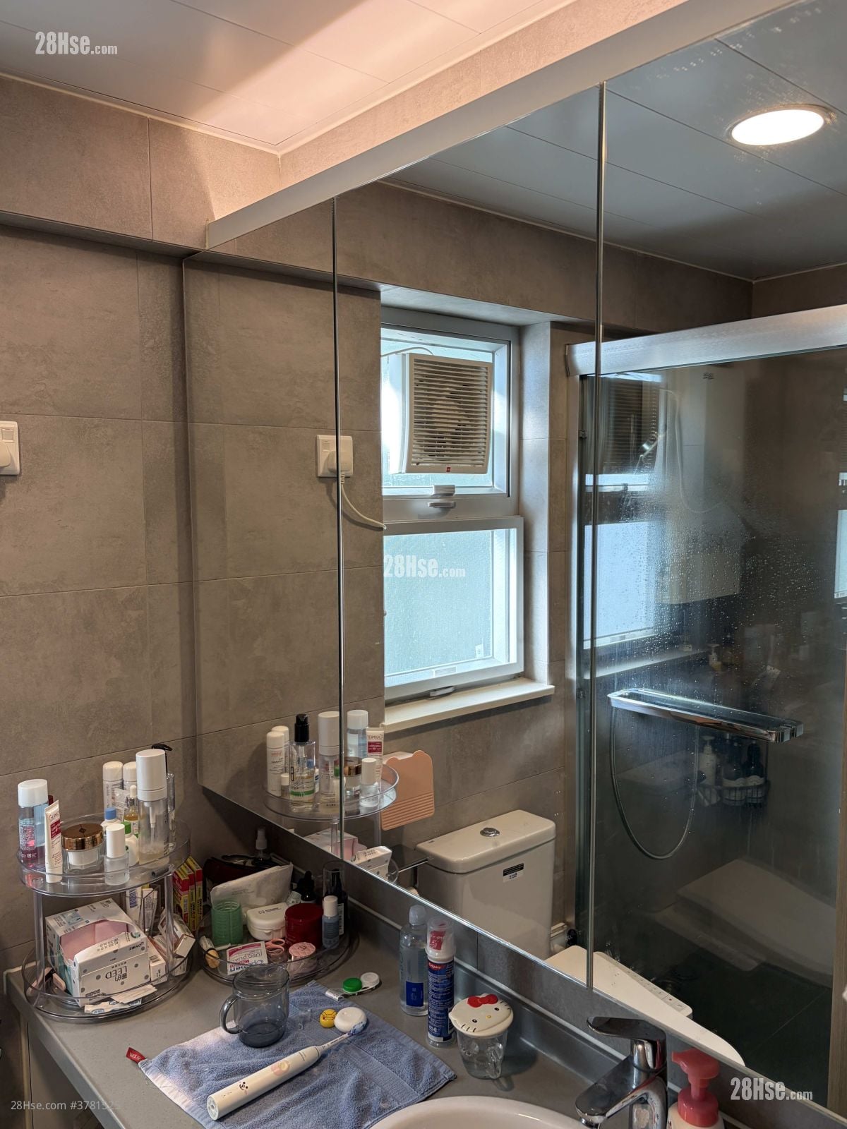 海怡半岛 售盘 2 房 , 2 浴室 592 平方尺