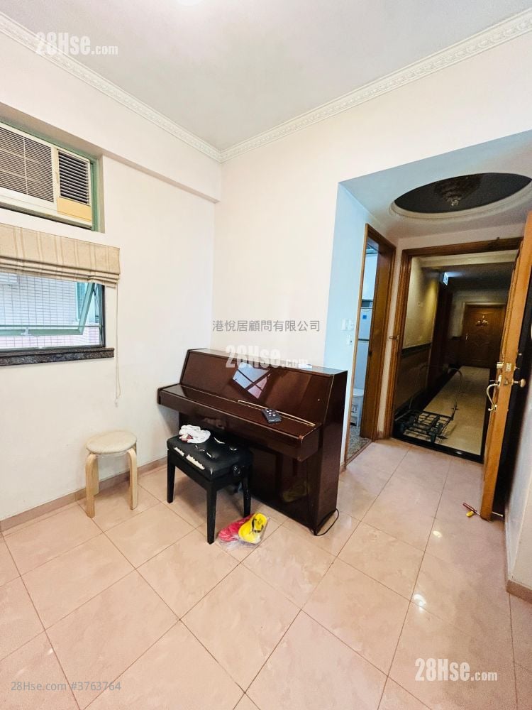 Botania Villa Rental 2 Bedrooms 482 ft²