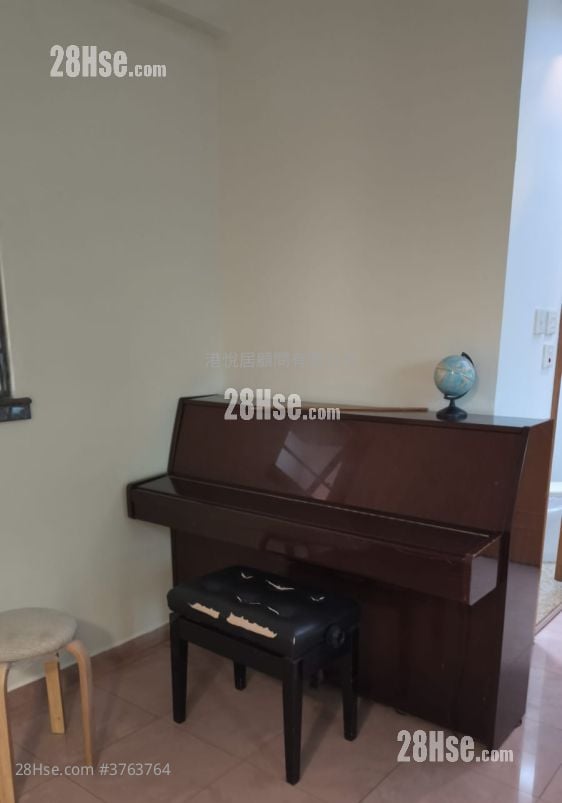 Botania Villa Rental 2 Bedrooms 482 ft²