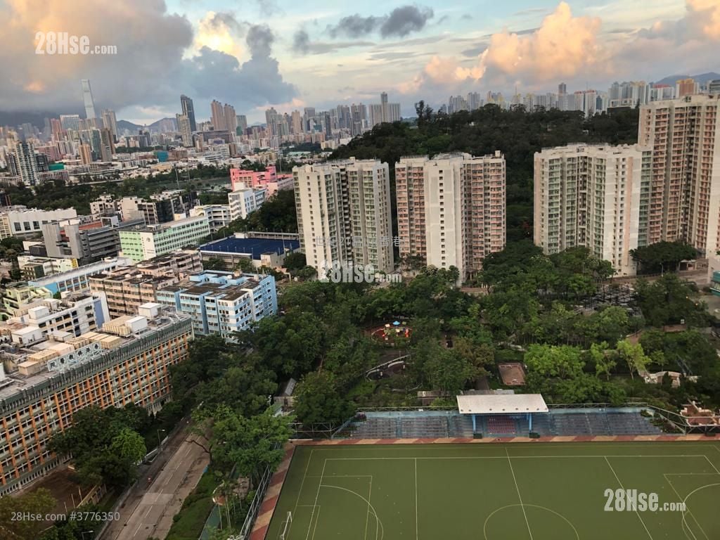 Hong Keung Court Sell 2 Bedrooms , 1 Bathroom 426 ft²