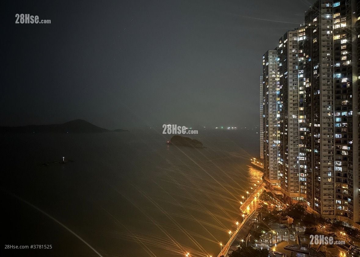 海怡半岛 售盘 2 房 , 2 浴室 592 平方尺