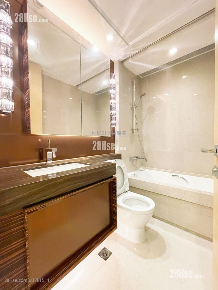 星岸 售盘 5+ 房 , 4 浴室 2,431 平方尺